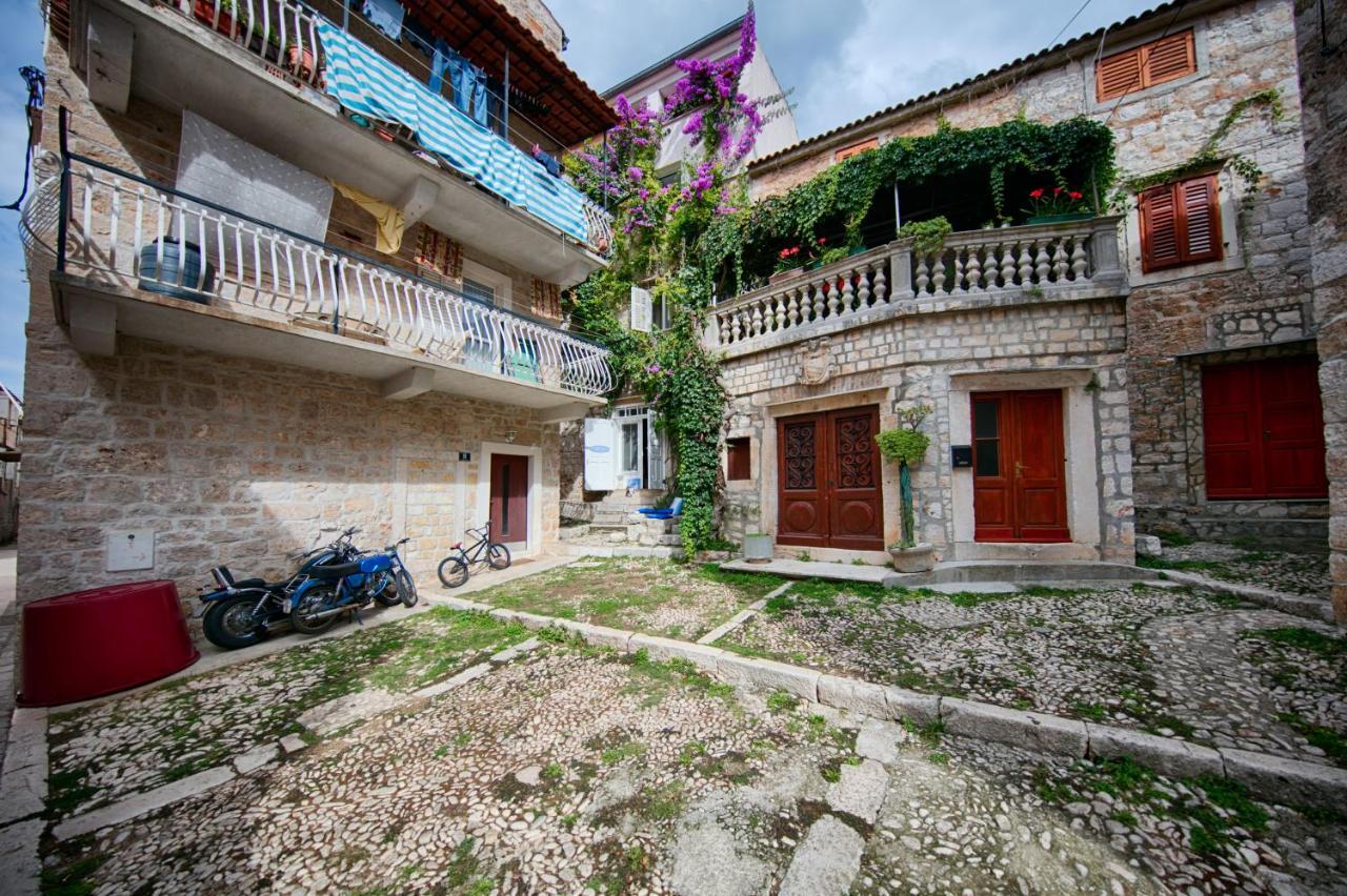 B&B Villa Vis Zewnętrze zdjęcie